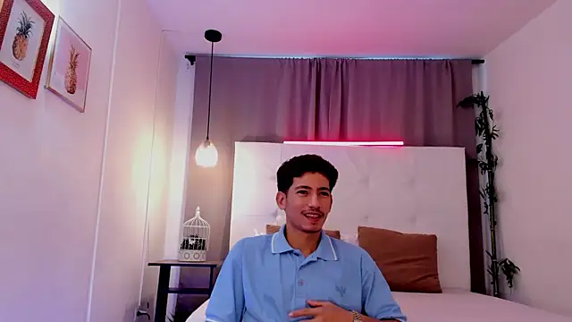 Snapshot of Alejo-and-Thiago chatting on 25, 7, 2026 Alejo-and-Thiago online show from 25, 7, 2026