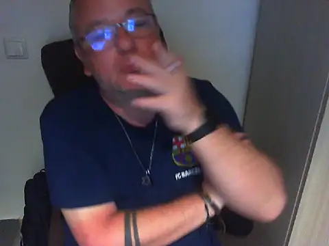 Snapshot of GeorgeCarlo chatting on 8, 5, 2026 GeorgeCarlo online show from 8, 5, 2026