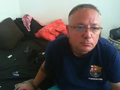 Snapshot of GeorgeCarlo chatting on 4, 6, 2026 GeorgeCarlo online show from 4, 6, 2026