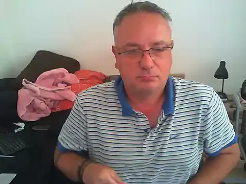 Snapshot of GeorgeCarlo chatting on 7, 6, 2026 GeorgeCarlo online show from 7, 6, 2026