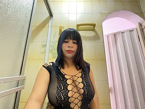 Snapshot of luna_silk_ chatting on 28, 5, 2026 luna silk online show from 28, 5, 2026