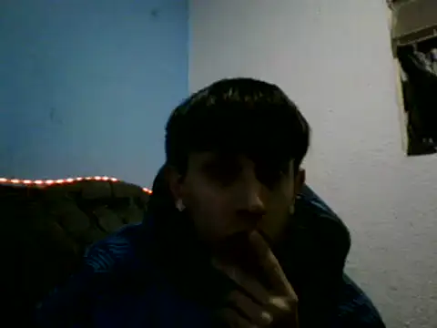 Snapshot of caos_mod chatting on 15, 5, 2026 caos mod online show from 15, 5, 2026