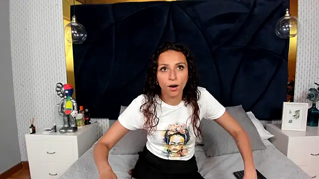 Snapshot of ANAMARIAMD chatting on 14, 5, 2026 ANAMARIAMD online show from 14, 5, 2026