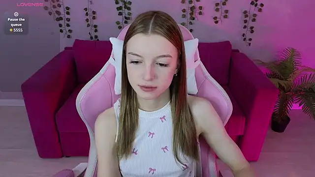 Snapshot of Eva_Th0mpson chatting on 3, 6, 2026 Eva Th0mpson online show from 3, 6, 2026