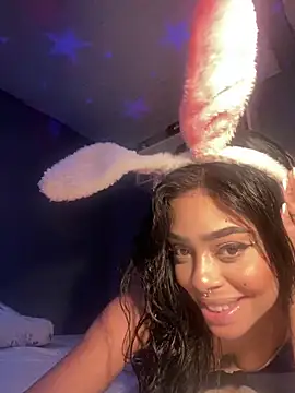 Snapshot of Anna_Brucy chatting on 1, 5, 2026 Anna Brucy online show from 1, 5, 2026