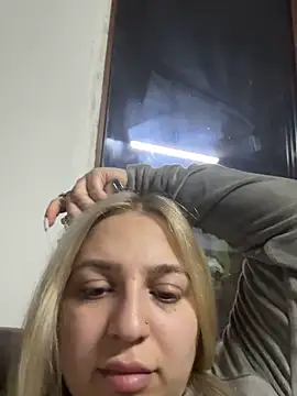AmandaSnack online show from 10, 5, 2026