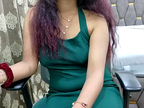 Snapshot of DR_Salini chatting on 24, 5, 2026 DR Salini online show from 24, 5, 2026