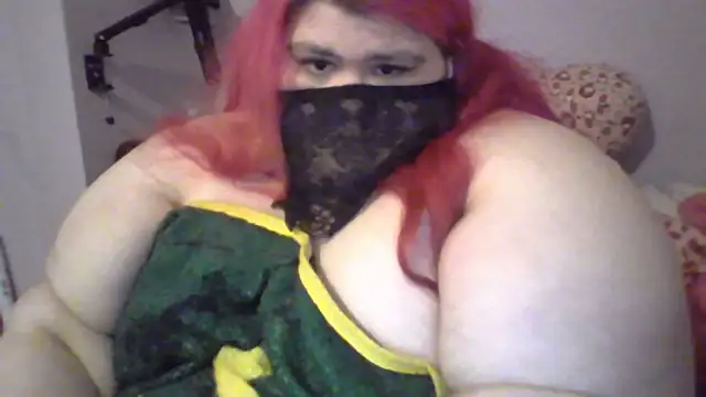 Snapshot of Lady_KitsuneBIG chatting on 13, 5, 2026 Lady KitsuneBIG online show from 13, 5, 2026