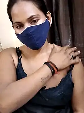 Snapshot of Roji_bha chatting on 7, 7, 2026 Roji bha online show from 7, 7, 2026