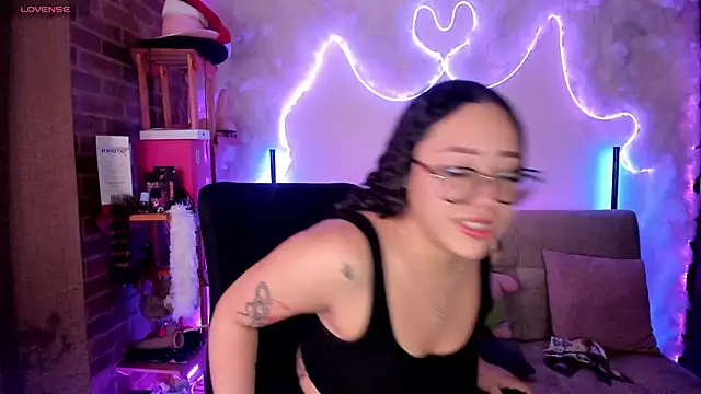 Snapshot of liz_martins1 chatting on 6, 6, 2026 liz martins1 online show from 6, 6, 2026