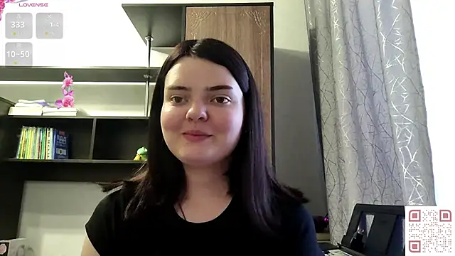 Snapshot of RebelDesiree chatting on 9, 6, 2026 RebelDesiree online show from 9, 6, 2026