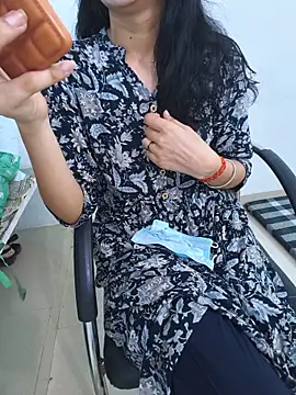 zoya baby  online show from 22, 6, 2026
