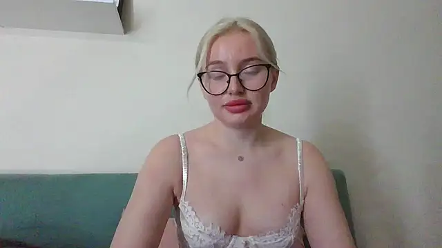 blond canary online show from 2, 5, 2026