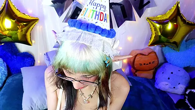 Snapshot of _HoshiMiuu_ chatting on 19, 6, 2026 HoshiMiuu online show from 19, 6, 2026
