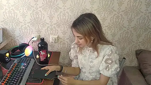 Snapshot of By_Mira chatting on 6, 5, 2026 By Mira online show from 6, 5, 2026