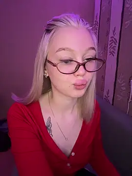 Snapshot of Velvet_Doll_ chatting on 1, 6, 2026 Velvet Doll online show from 1, 6, 2026
