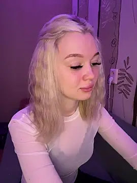 Velvet Doll  online show from 19, 6, 2026