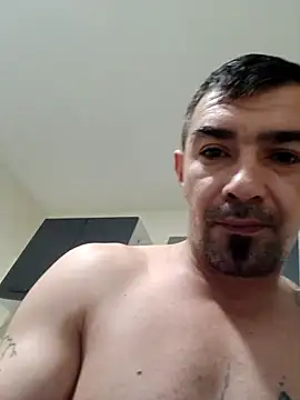 hottcouple18 online show from 3, 5, 2026