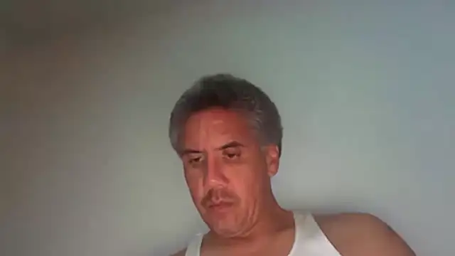 Snapshot of ChewingIguana chatting on 12, 7, 2026 ChewingIguana online show from 12, 7, 2026