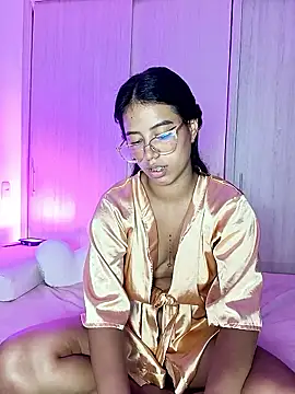 Raven stonee01 online show from 27, 5, 2026