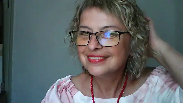 Snapshot of ElizabethGorden chatting on 25, 6, 2026 ElizabethGorden online show from 25, 6, 2026