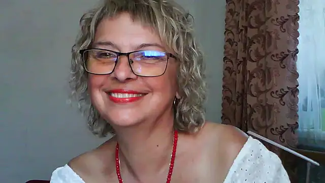 Snapshot of ElizabethGorden chatting on 29, 6, 2026 ElizabethGorden online show from 29, 6, 2026