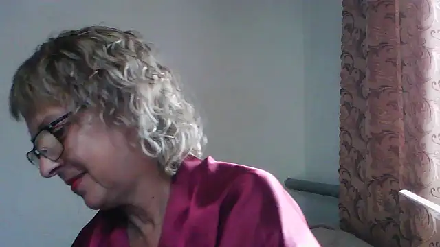 Snapshot of ElizabethGorden chatting on 14, 7, 2026 ElizabethGorden online show from 14, 7, 2026
