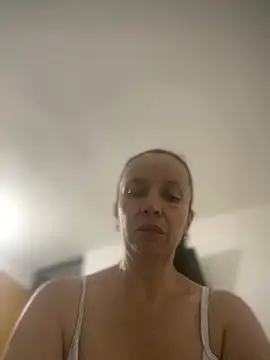 Snapshot of Soy_Camila8 chatting on 2, 6, 2026 Soy Camila8 online show from 2, 6, 2026