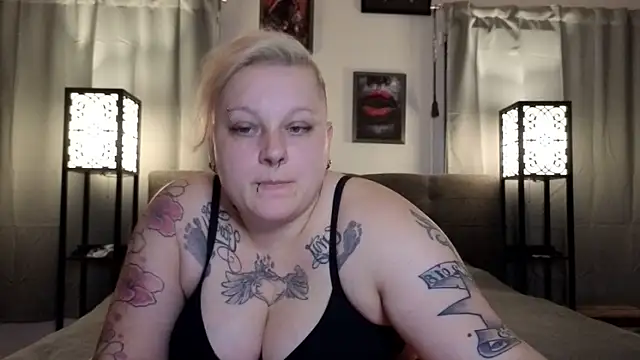 Snapshot of Lady_Peggi chatting on 22, 5, 2026 Lady Peggi online show from 22, 5, 2026