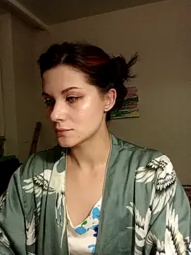 Snapshot of LunarVoltage chatting on 10, 5, 2026 LunarVoltage online show from 10, 5, 2026