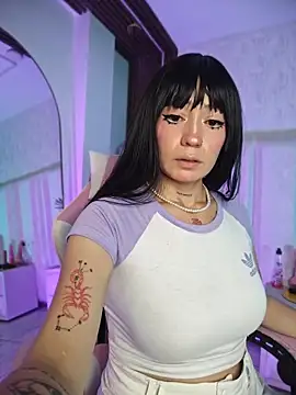 Amara lunee online show from 13, 6, 2026
