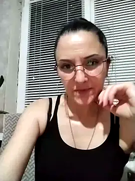 MillaMia45 online show from 12, 5, 2026