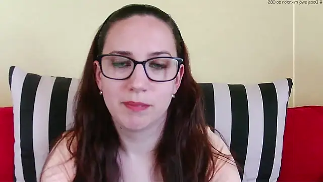 EmilyHotAngel online show from 27, 5, 2026