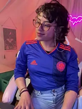Lusiana   online show from 18, 6, 2026