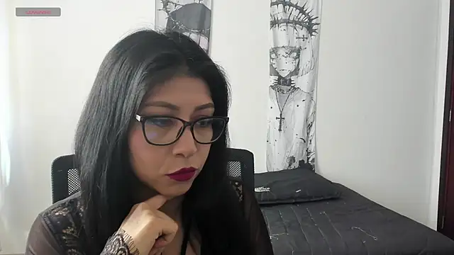 Snapshot of GoddessValentinaX chatting on 19, 6, 2026 GoddessValentinaX online show from 19, 6, 2026