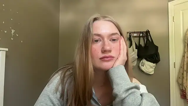 lolaXKitty online show from 7, 5, 2026