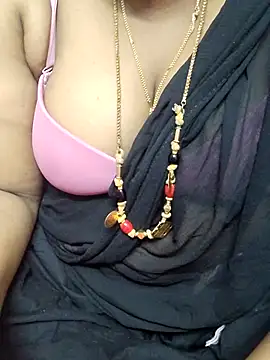 Snapshot of tamilkavitha123 chatting on 14, 7, 2026 tamilkavitha123 online show from 14, 7, 2026