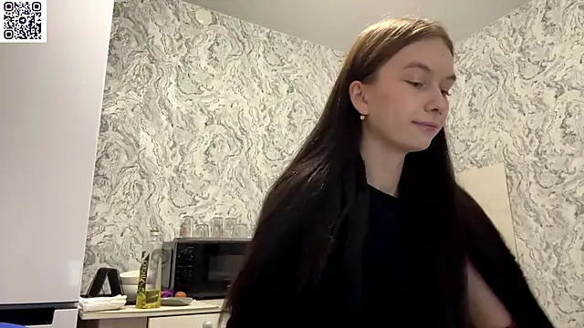 HinaDesire online show from 10, 5, 2026