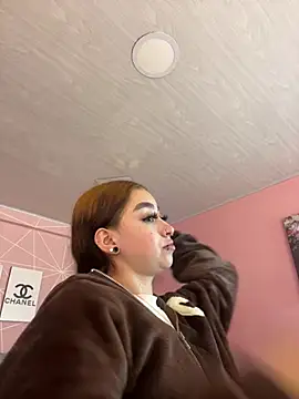 camil rayne online show from 25, 6, 2026