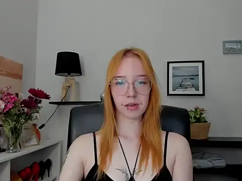 foxSonya online show from 13, 7, 2026