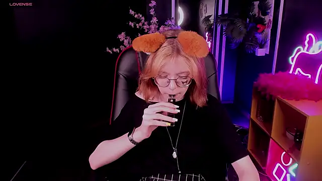 FoxxyyPolly online show from 14, 6, 2026