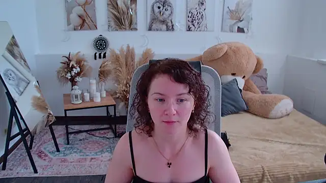AureliaGleam online show from 15, 6, 2026