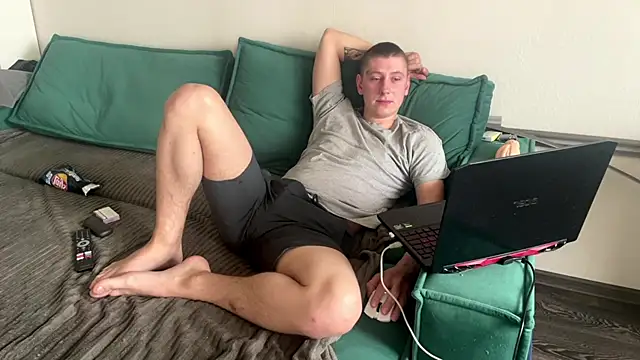 Snapshot of Keksik_ chatting on 3, 6, 2026 Keksik online show from 3, 6, 2026