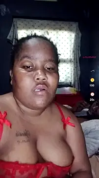 Snapshot of ChubbyMidgetxxx19 chatting on 19, 7, 2026 ChubbyMidgetxxx19 online show from 19, 7, 2026
