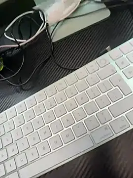 SophiePale online show from 3, 2, 2026