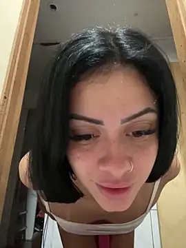 Snapshot of belababyy chatting on 15, 5, 2026 belababyy online show from 15, 5, 2026