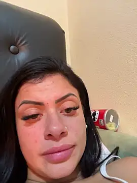 Snapshot of belababyy chatting on 21, 5, 2026 belababyy online show from 21, 5, 2026