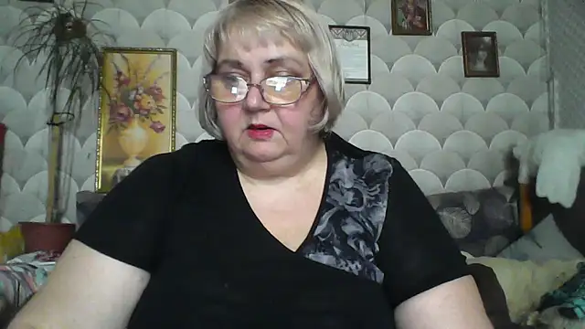 MarinaFarina53 online show from 3, 6, 2026