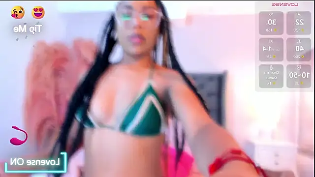 Snapshot of Erikaamore chatting on 21, 6, 2026 Erikaamore online show from 21, 6, 2026