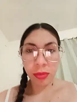 Snapshot of Mia_essence chatting on 18, 6, 2026 Mia essence online show from 18, 6, 2026